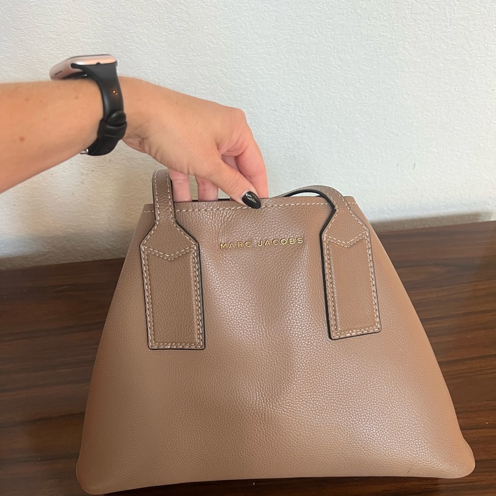 Marc Jacobs Brown Leather Tote